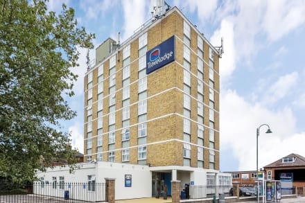 Twin Rooms at Travelodge - Southampton — Stag Do in Southampton