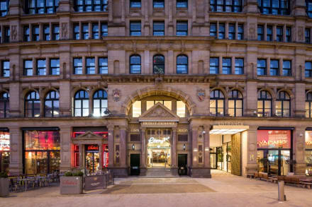 Roomzzz Manchester Victoria — Stag Do accommodation in Manchester