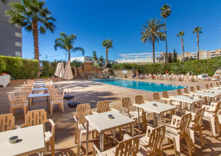 Mixed Apartments at Aparthotel La Era Park — Hen Do in Benidorm