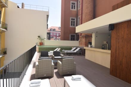 Residencial Florescente — Stag Do accommodation in Lisbon