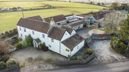 Barn Hill Lodge — Stag Do accommodation in Bath