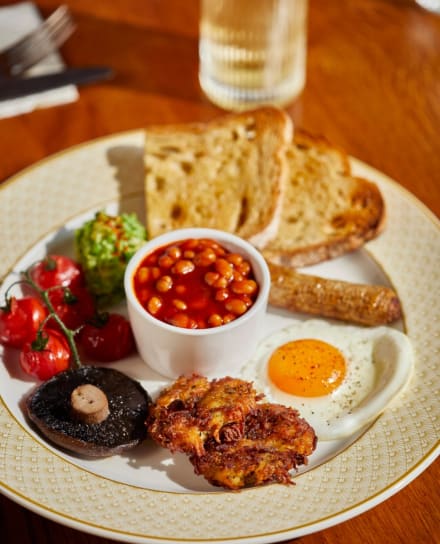 Cosy Brunch and Fizz — Stag Do activity in Oxford