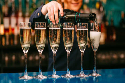 Bubbles & Bliss at Dirty Martini - Monument — Hen Do nightlife in London