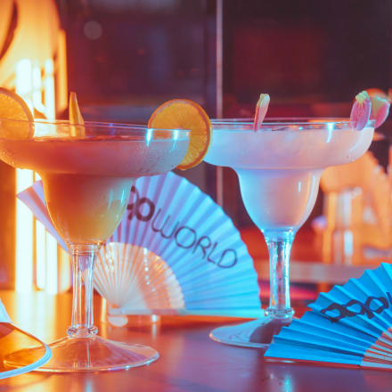 Partini Sharers and Prosecco at Popworld - Blackpool — Hen Do nightlife in Blackpool