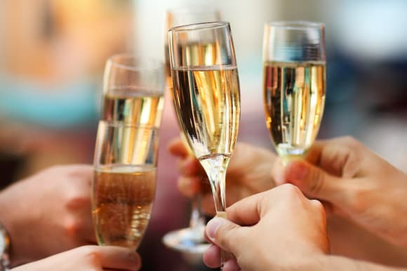 Champagne Welcome Hen Do Ideas