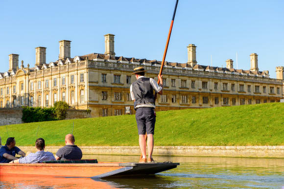 Chauffeured Punting Activity Weekend Ideas