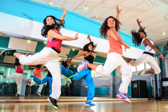 Nineties Themed Dance Lesson Hen Do Ideas