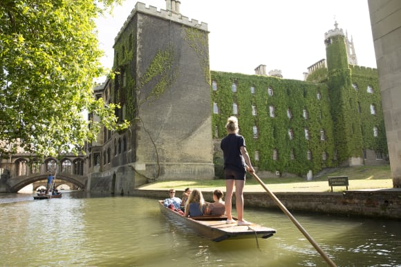 Punting Corporate Event Ideas