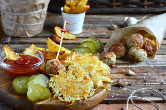 Traditional Dutch Meal - 1 Courses Stag Do Ideas