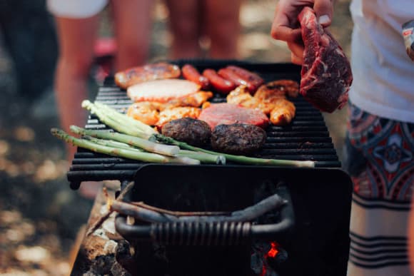 BBQ & Drinks Activity Weekend Ideas