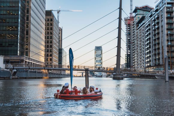 London Hot Tub Jacuzzi Boat Activity Weekend Ideas