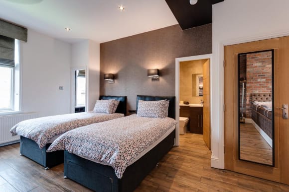 Liverpool Mixed Apartments Hen Do Ideas