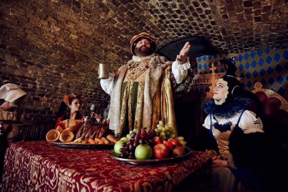 London Flowing Drinks & Medieval Banquet Corporate Event Ideas