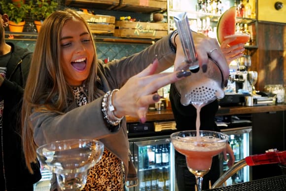 Classic Cocktail Making Hen Do Ideas