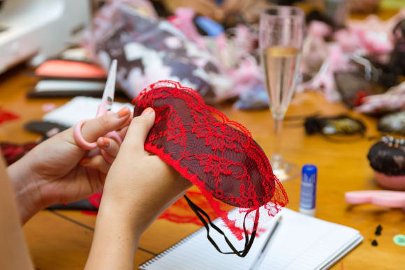 Leeds Sexcessories Making Class Hen Do Ideas