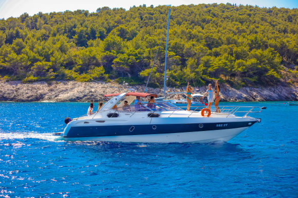 London Luxury Yacht To Hvar Stag Do Ideas