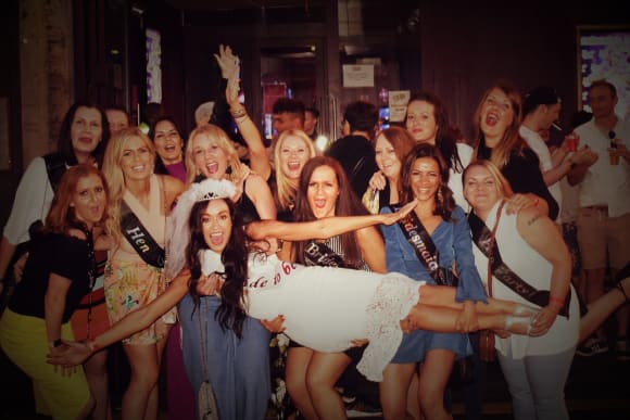 London London Hen Party Crawl Hen Do Ideas