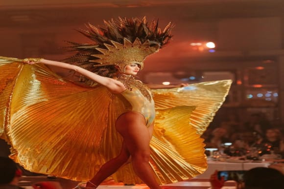 London Copacabana Show & Dinner Activity Weekend Ideas