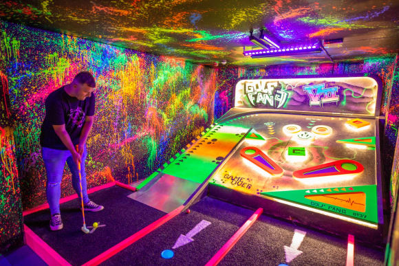 Liverpool Get Crazy, Get Golfing Activity Weekend Ideas
