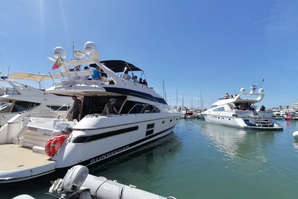 Brighton Private Yacht Hire Hen Do Ideas