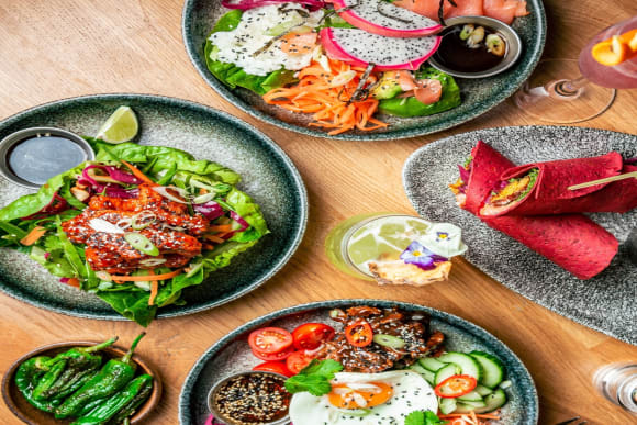 One Course Meal & Fizz Stag Do Ideas