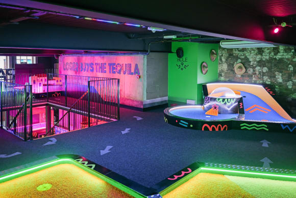 Liverpool Adventure Golf Activity Weekend Ideas