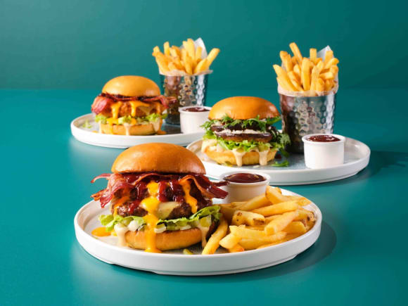 Manchester Bar Meal - 2 Courses Activity Weekend Ideas
