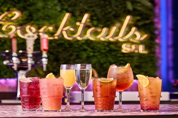 Bournemouth Shaken & Stirred Hen Do Ideas