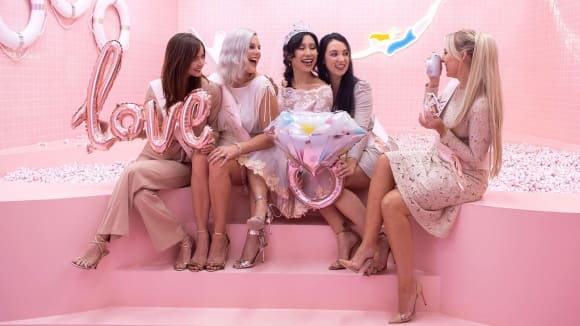 Bottomless Brunch At Pink Beach Hen Do Ideas