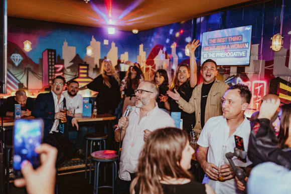 Edinburgh Karaoke Package Hen Do Ideas