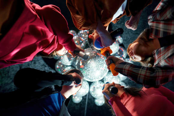 Birmingham Sip & Sing Package Activity Weekend Ideas