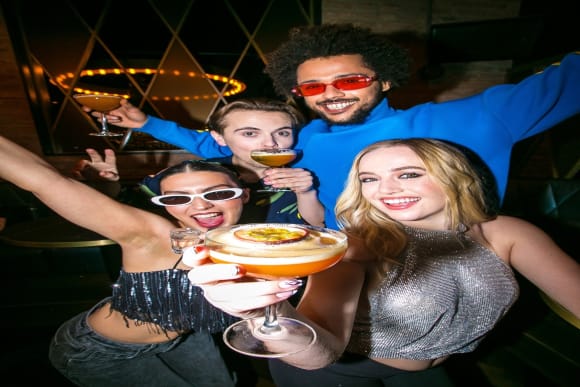 Bournemouth Get the Night Started: Entry & Drink Hen Do Ideas