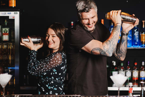 COPY Shake It Deluxe - 3 Course Meal Hen Do Ideas