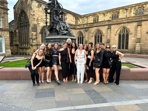 Newcastle Geordie Bar Crawl Hen Do Ideas