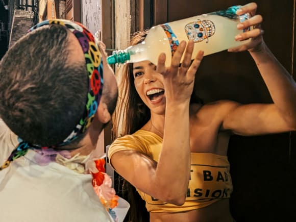 Private Bar Crawl Activity Weekend Ideas