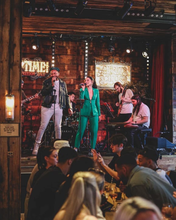 Albert’s Schloss | Drinks Booth & Bar Tab Activity Weekend Ideas