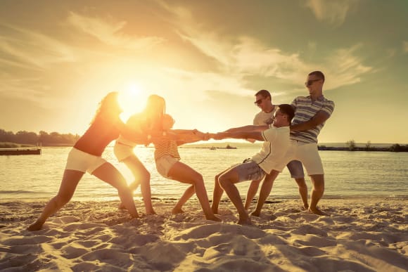 Newcastle Beach Tug O’War Stag Do Ideas