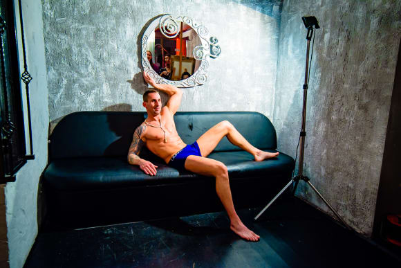 Lisbon Nude Life Drawing Class At Your Accommodation Hen Do Ideas