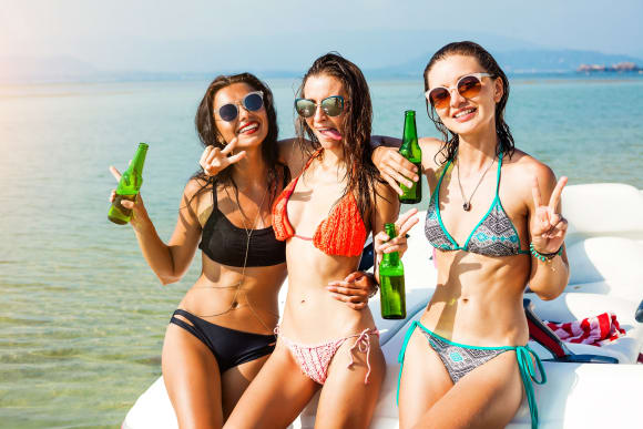 Party In Beachfront Bar Hen Do Ideas