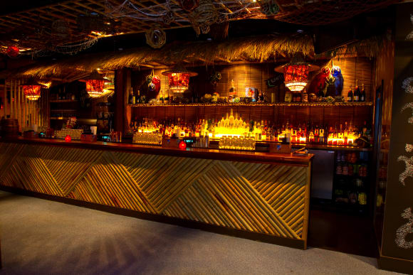 Glasgow Lola Lo Bar Entry Corporate Event Ideas