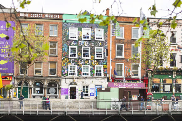 Dublin 6 Bed Rooms Hen Do Ideas