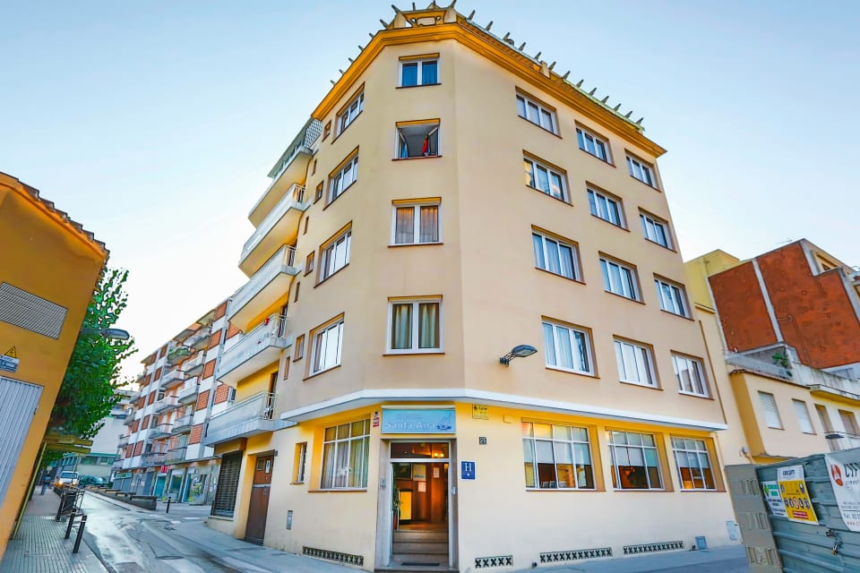 Hostel Santa Ana — Stag Do accommodation in Lloret De Mar