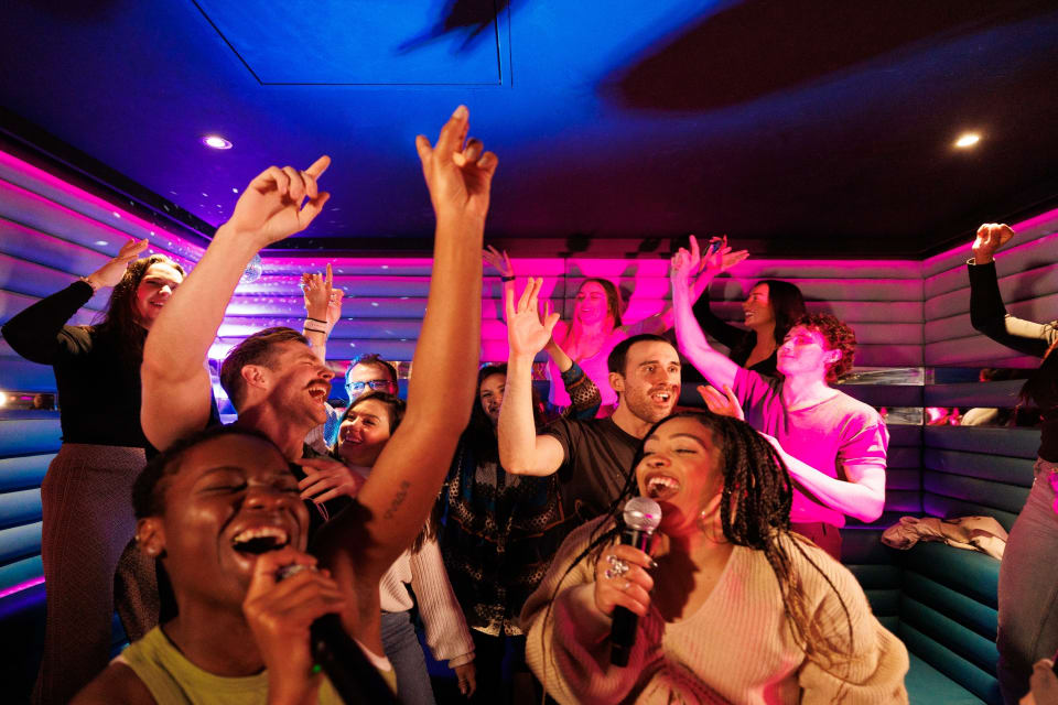 Karaoke — Hen Do nightlife in Brighton
