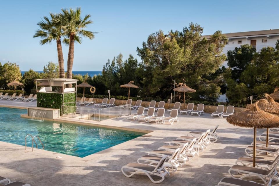 Apartamentos Vistasol — Stag Do accommodation in Magaluf