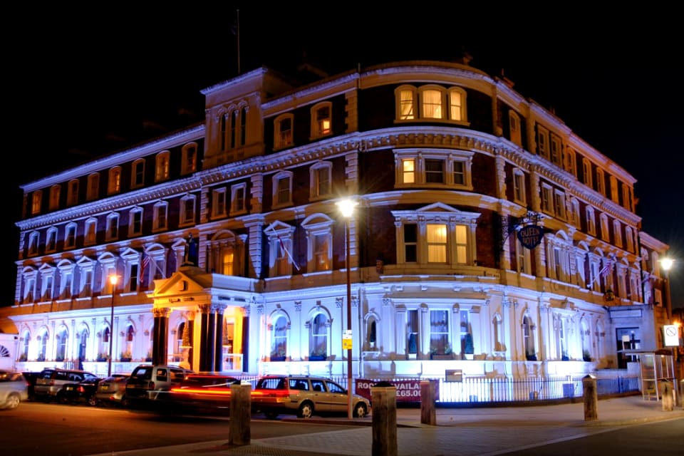 The Queen at Chester Hotel, BW Premier Collection — Stag Do accommodation in Chester