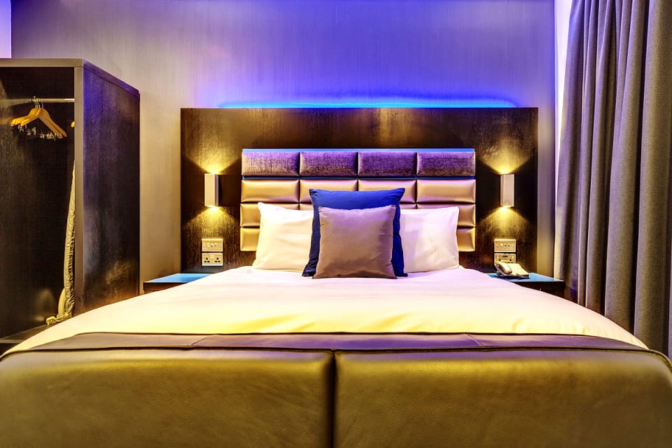 Roomzzz - Chester City — Stag Do accommodation in Chester