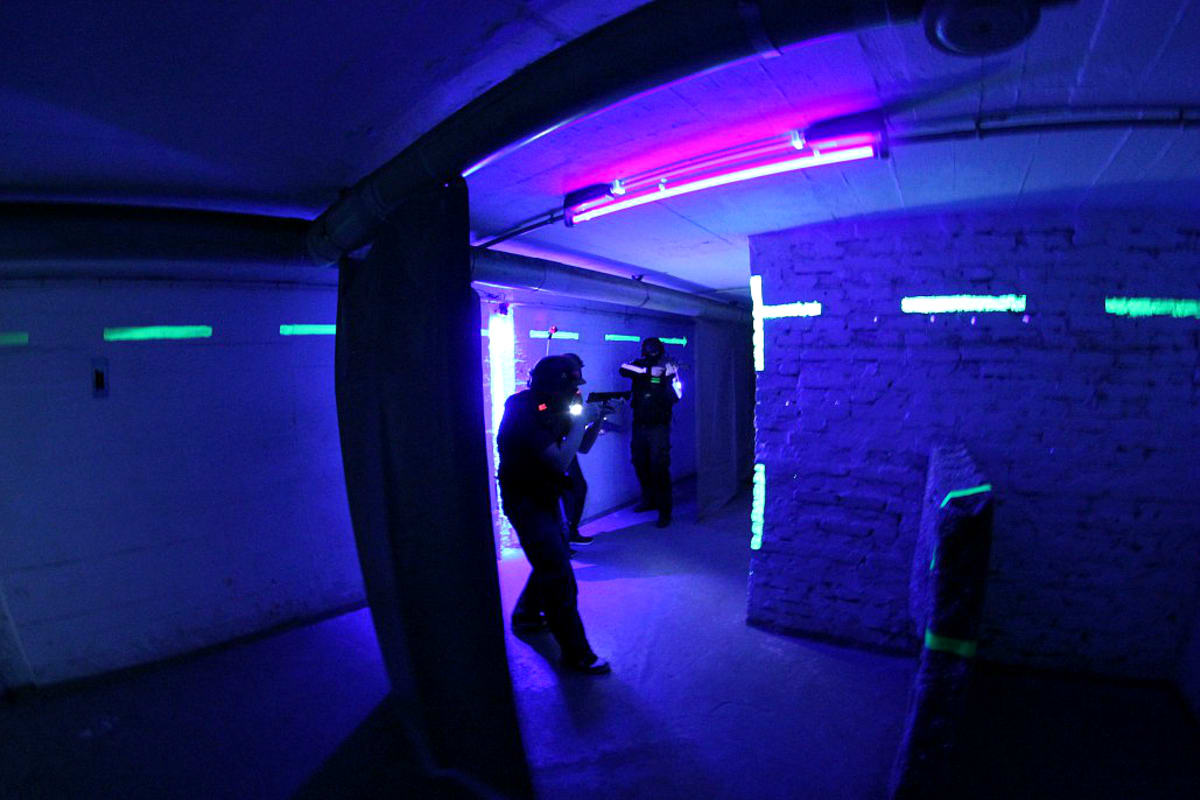 Underground Lasergame - Interior.jpg