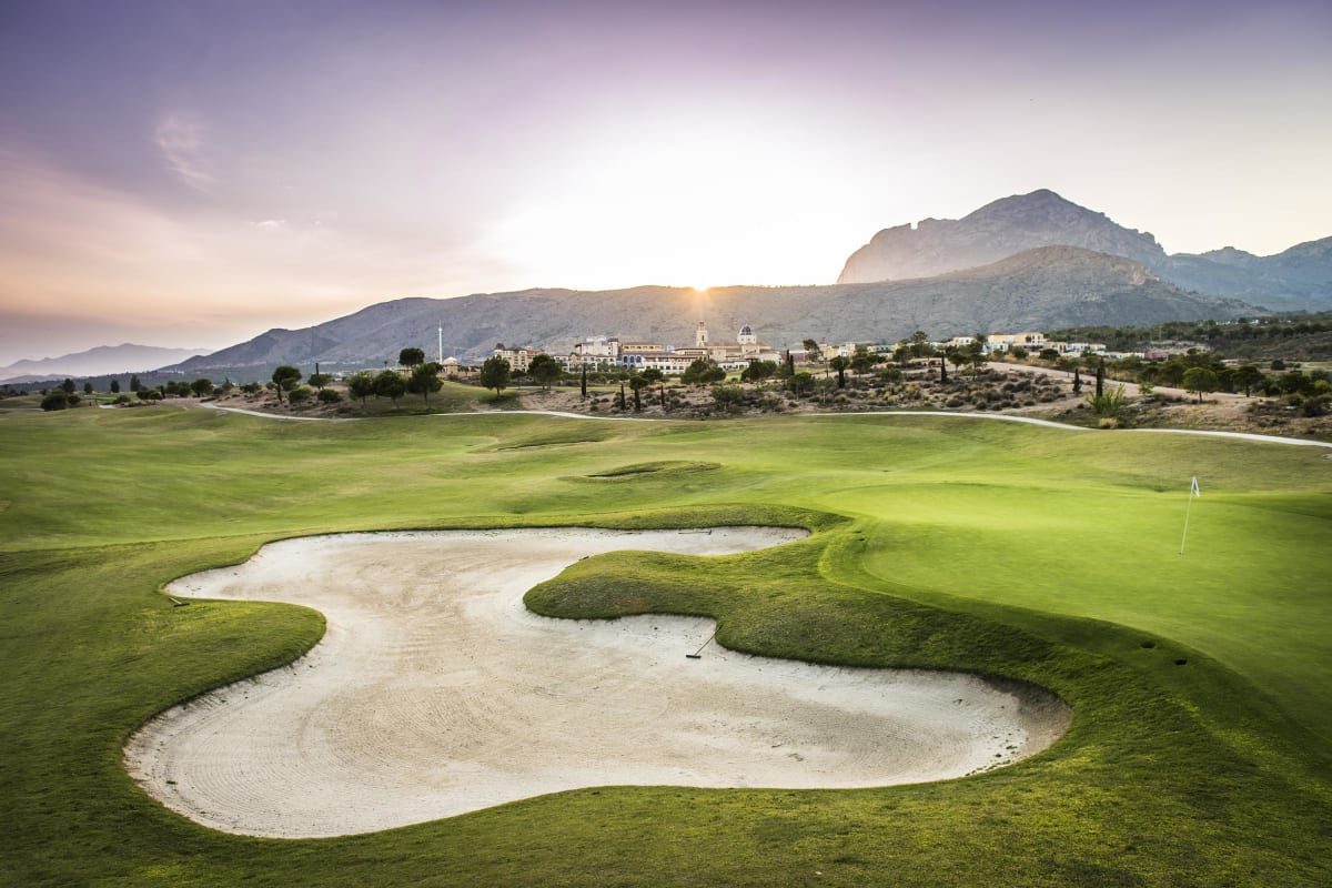 65cMeliaVillaitana-Golf_Sunfall.jpg