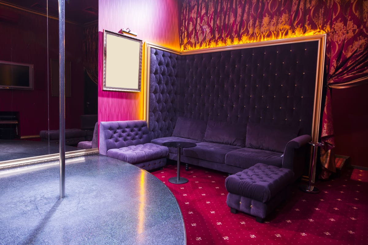Gneric Lap dance club interior.jpg