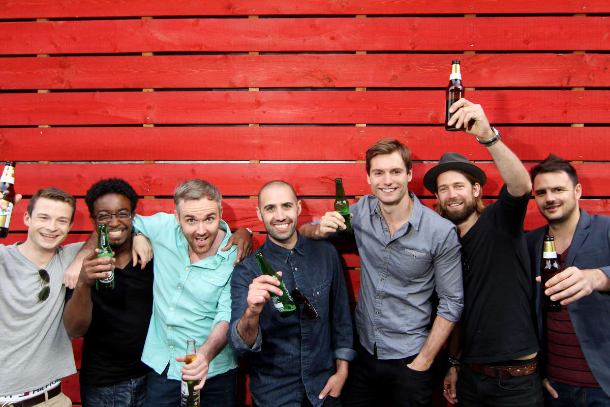 A group of guys on a bar crawl